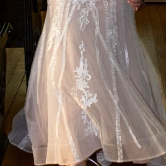 Azazie Diamond White Nude Mermaid Scoop Tulle Dress - Picture 2 of 4